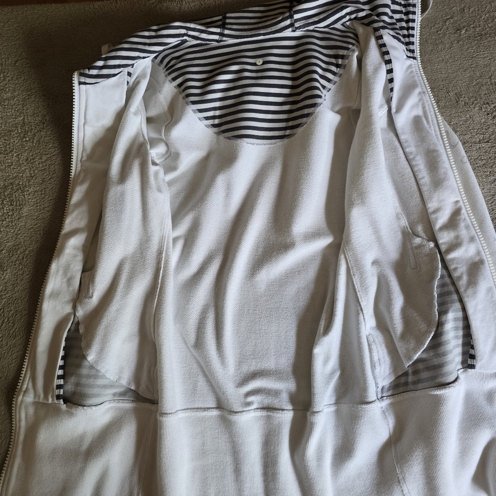 Lululemon Wear With All Jacket size 6 - Picture 15 of 16